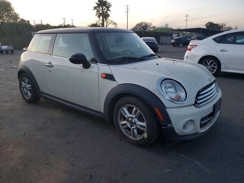 Photo 4 from auction – 2013 MINI COOPER with VIN WMWSU3C51DT692275