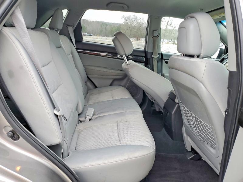Photo 11 from auction – 2011 KIA SORENTO BA with VIN 5XYKT4A15BG139214