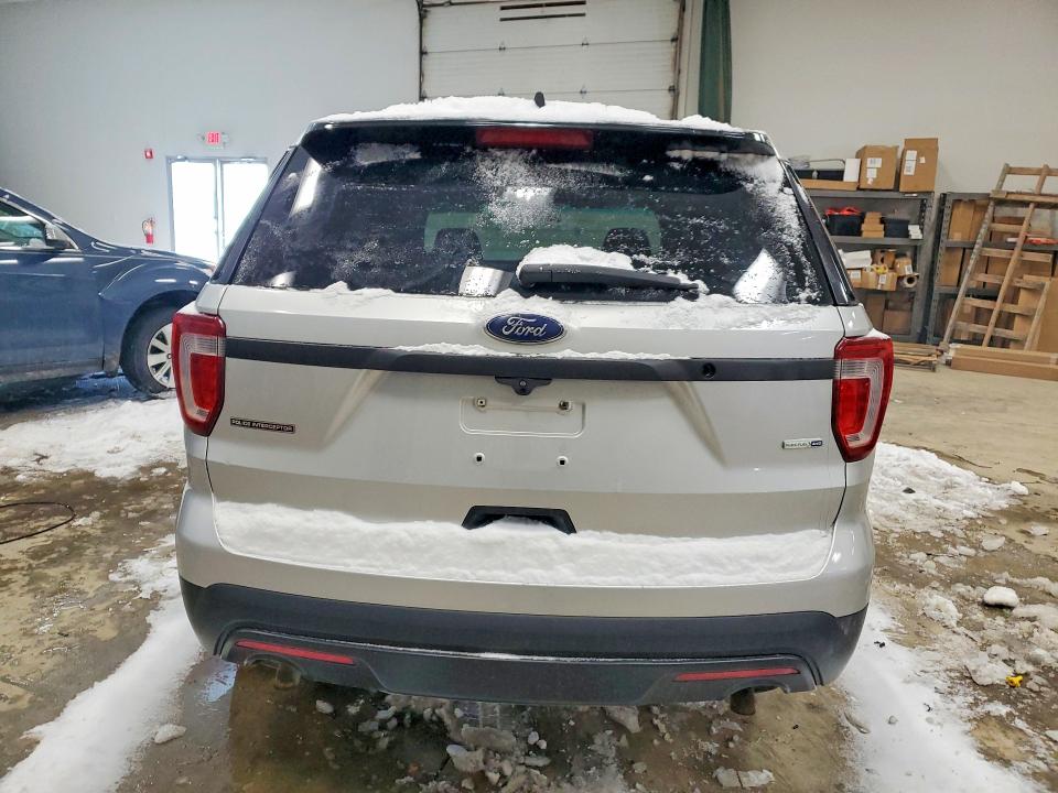 Photo 6 from auction – 2016 FORD EXPLORER P with VIN 1FM5K8AR0GGC61007
