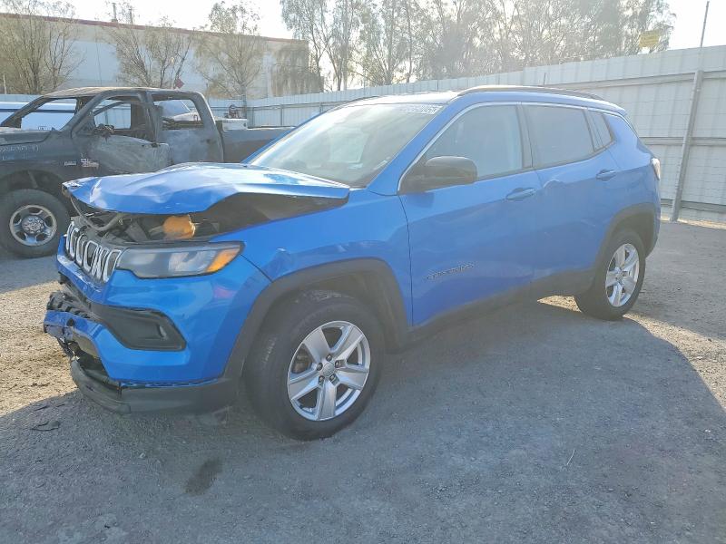 JEEP COMPASS 2022 with VIN 3C4NJDBBXNT123064 - Photo from auction