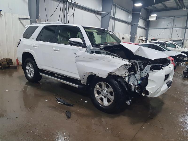 Photo 4 from auction – 2015 TOYOTA 4RUNNER SR with VIN JTEBU5JR1F5250300