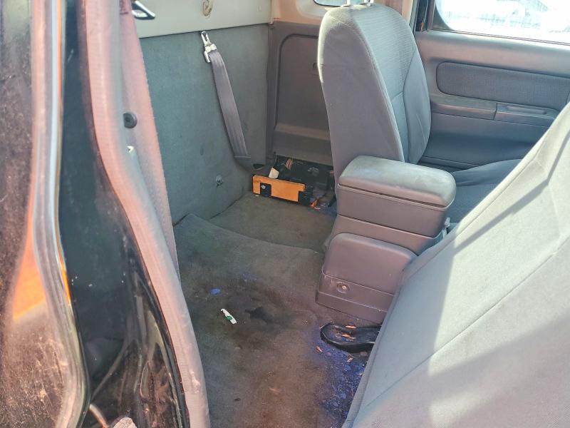صورة رقم 10 من المزاد - 2002 NISSAN FRONTIER مع VIN 1N6ED26T52C301319