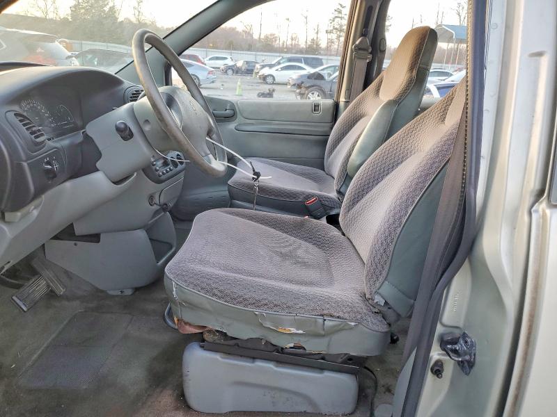 Photo 7 from auction – 2000 DODGE CARAVAN with VIN 2B4GP25G4YR791191
