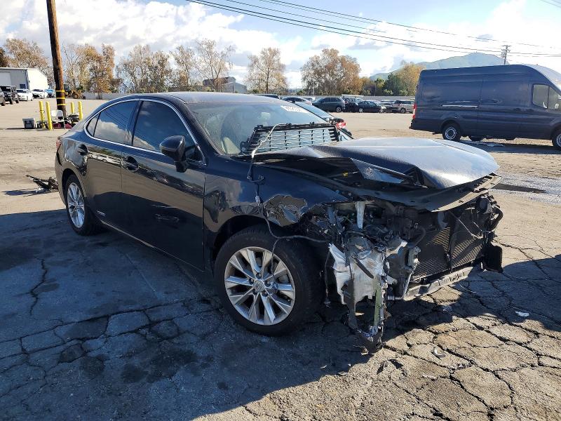 Photo 4 from auction – 2013 LEXUS ES 300H with VIN JTHBW1GG6D2009682