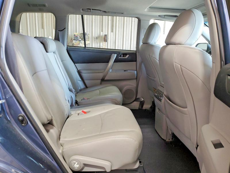 Zdjęcie 11 z aukcji – 2013 TOYOTA HIGHLANDER z VIN 5TDBK3EH3DS260611
