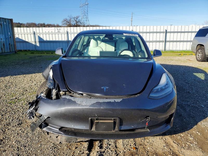 Photo 5 from auction – 2019 TESLA MODEL 3 with VIN 5YJ3E1EAXKF312188