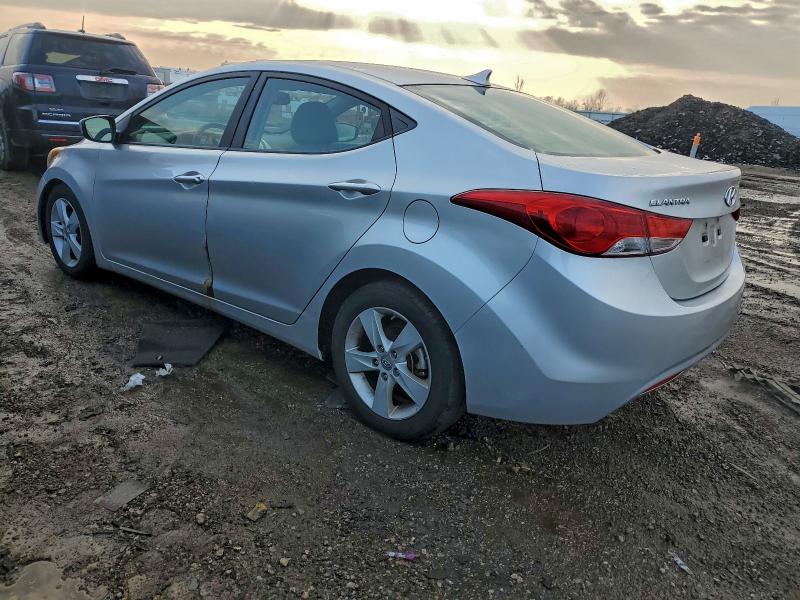 Photo 2 from auction – 2011 HYUNDAI ELANTRA GL with VIN KMHDH4AE6BU162301