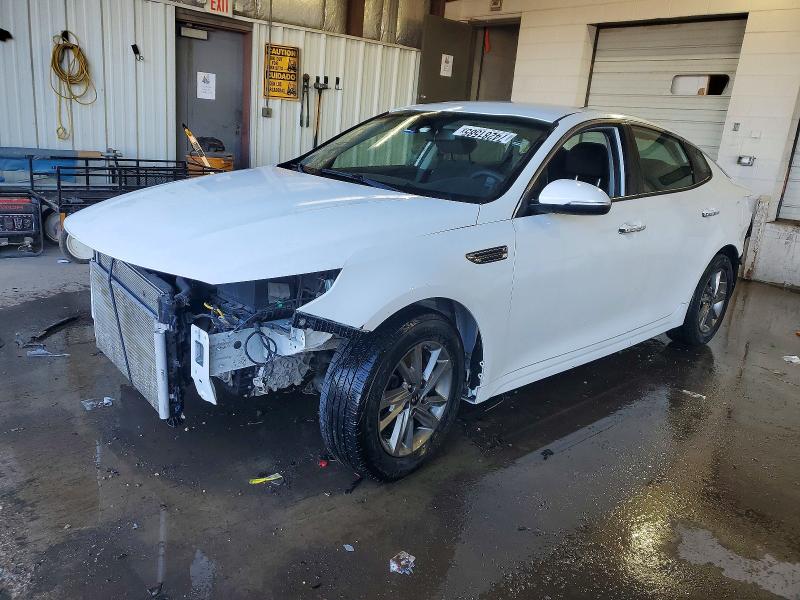 KIA OPTIMA 2019 with VIN 5XXGT4L33KG359489 - Photo from auction