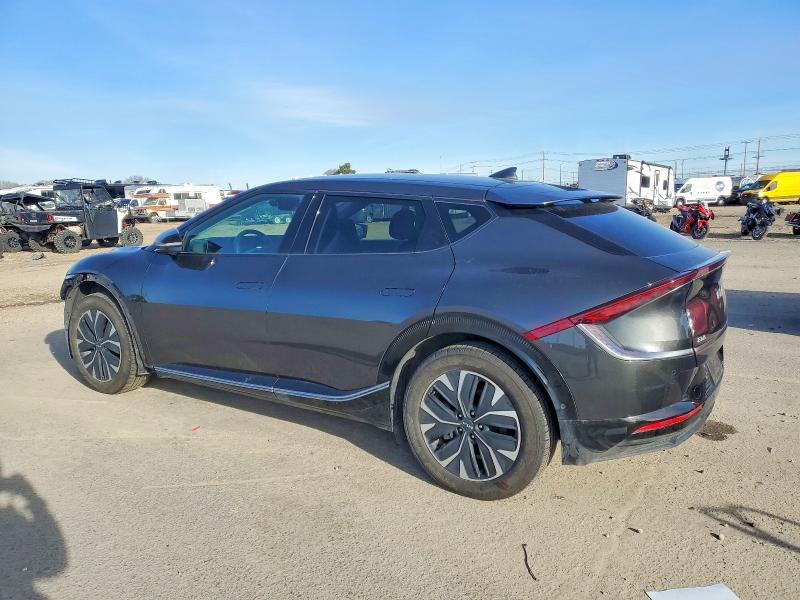 Photo 2 from auction – 2022 KIA EV6 LIGHT with VIN KNDC3DLCXN5029050