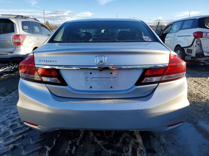 Photo 6 from auction – 2015 HONDA CIVIC SE with VIN 19XFB2F7XFE103785