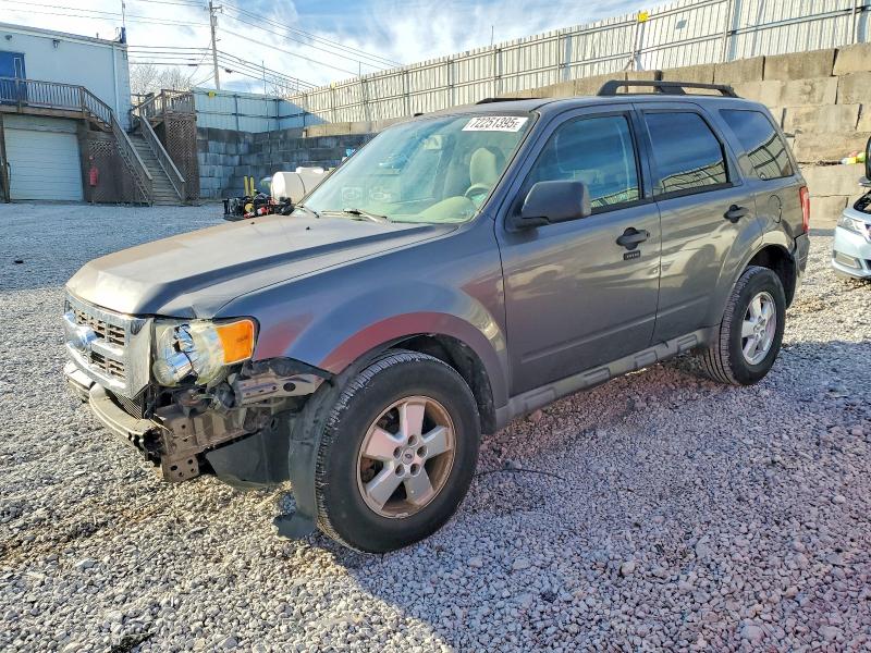 FORD ESCAPE XLT 2009 with VIN 1FMCU93749KD05173 - Photo from auction