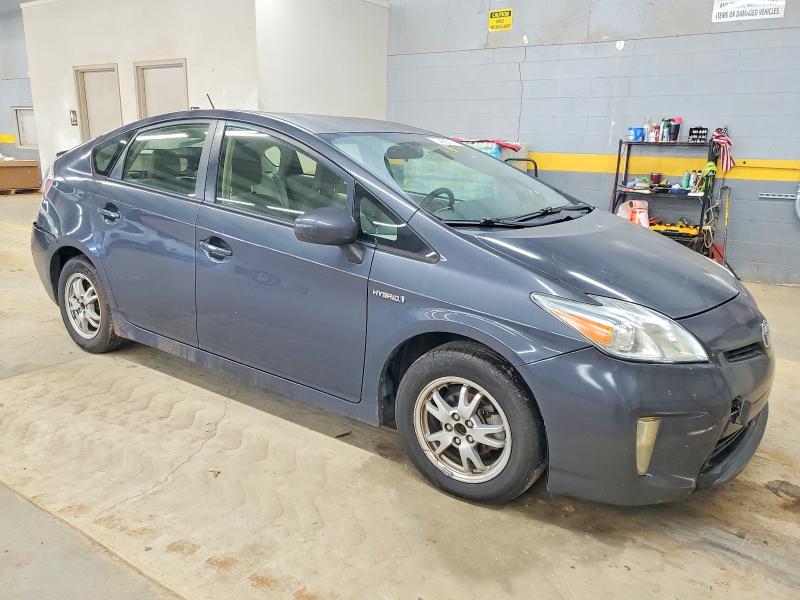 Photo 4 from auction – 2013 TOYOTA PRIUS with VIN JTDKN3DU6D5627836