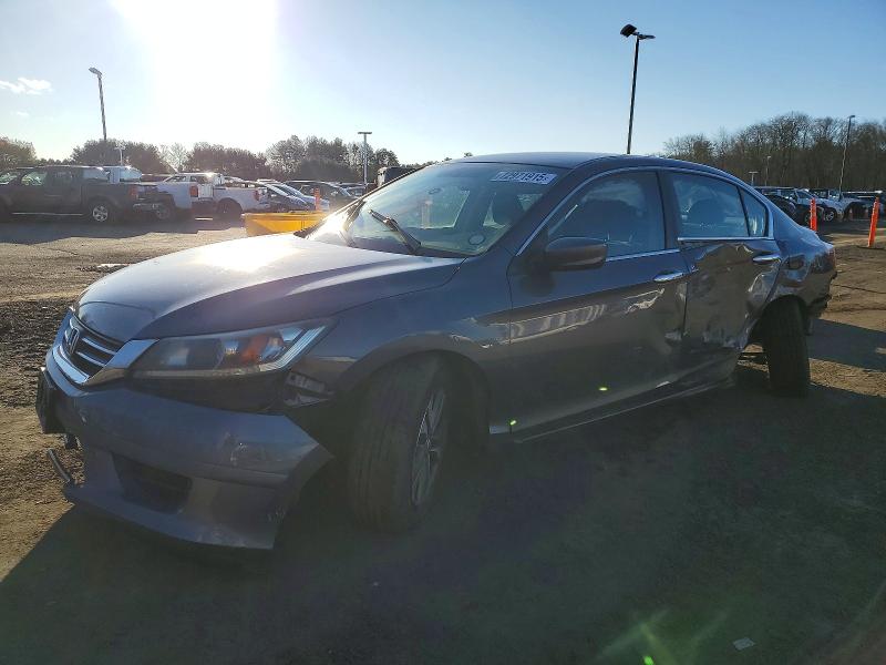 HONDA ACCORD 2015 with VIN 1HGCR2F39FA024673 - Photo from auction