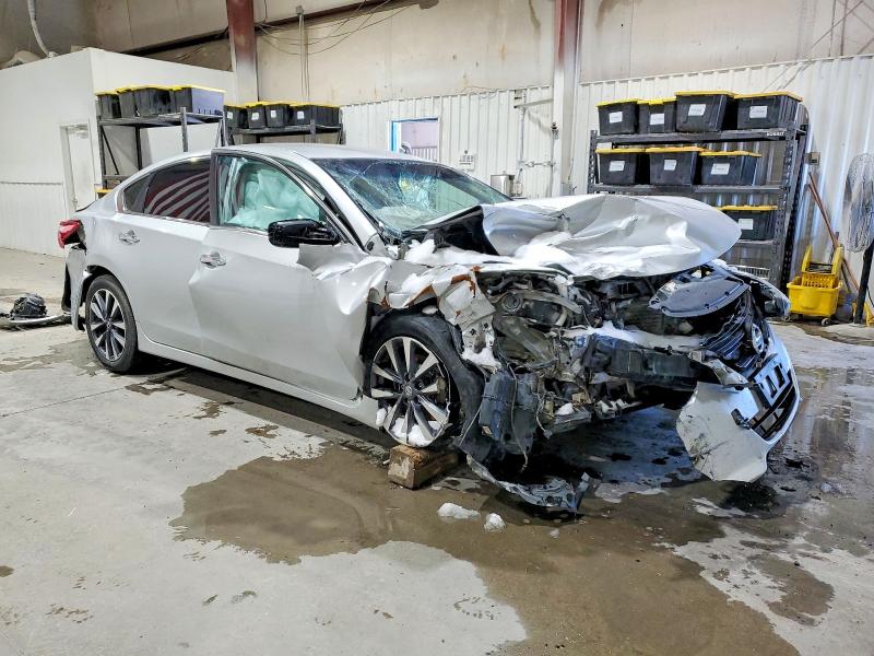 Photo 4 from auction – 2017 NISSAN ALTIMA with VIN 1N4AL3AP6HC204701