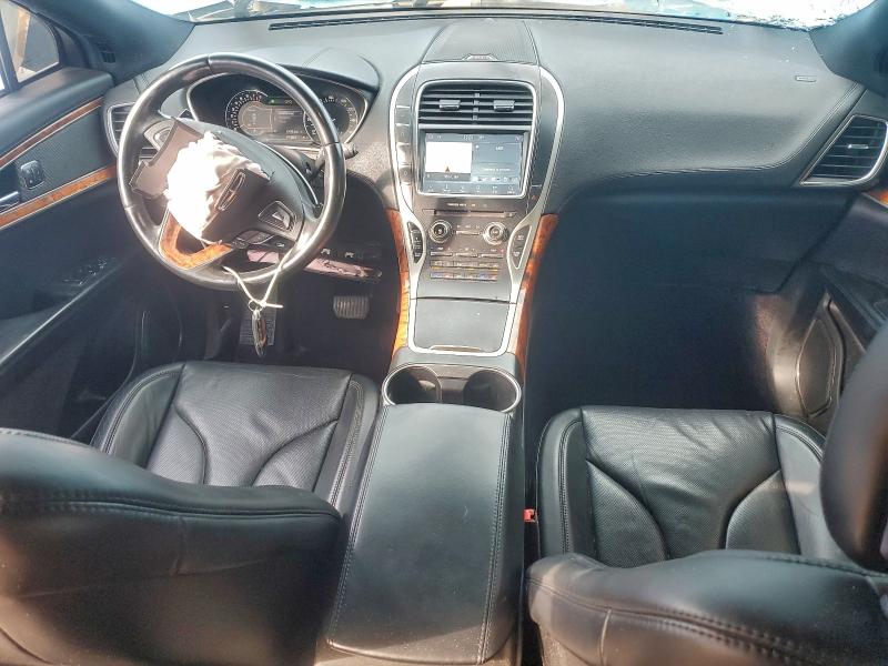 Photo 8 from auction – 2016 LINCOLN MKX RESERV with VIN 2LMTJ8LP8GBL41592