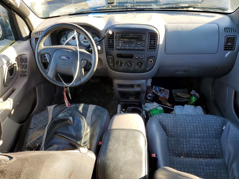 Photo 8 from auction – 2002 FORD ESCAPE XLS with VIN 1FMYU02102KD01805