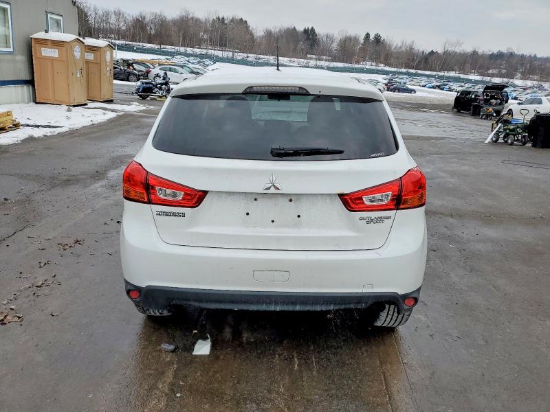 Photo 6 from auction – 2015 MITSUBISHI OUTLANDER with VIN 4A4AR3AU5FE014929