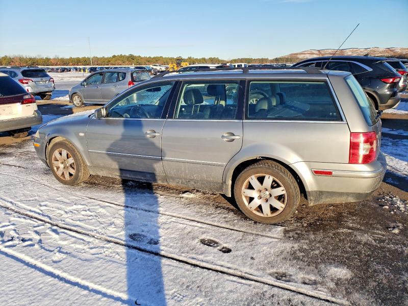 Photo 2 from auction – 2003 VOLKSWAGEN PASSAT with VIN WVWYH63B43E003132