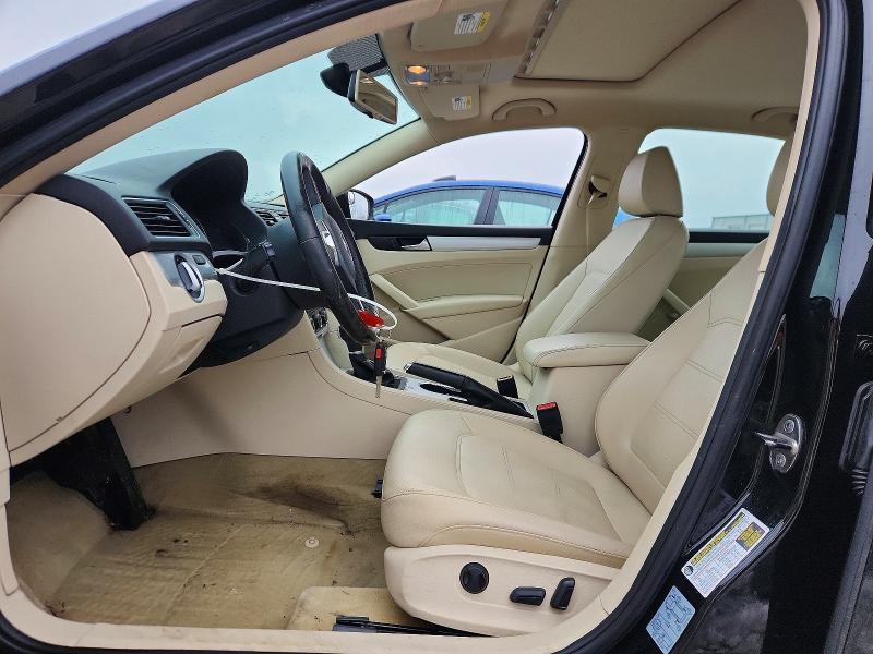 Photo 7 from auction – 2013 VOLKSWAGEN PASSAT with VIN 1VWBP7A38DC093454