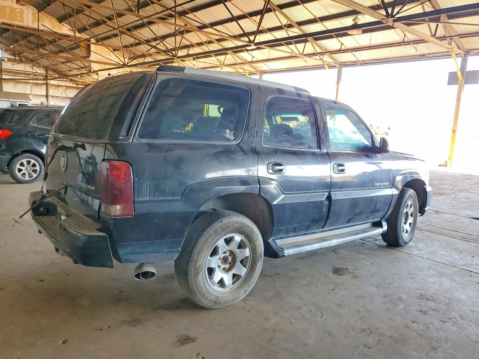 Photo 3 from auction – 2002 CADILLAC ESCALADE L with VIN 1GYEK63N02R130105