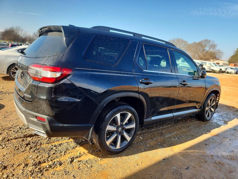 Photo 3 from auction – 2023 HONDA PILOT TOUR with VIN 5FNYG2H75PB006657