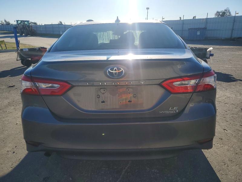 Photo 6 from auction – 2020 TOYOTA CAMRY LE with VIN 4T1C31AK3LU018317