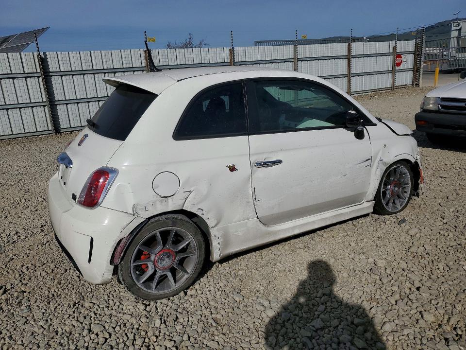 Photo 3 from auction – 2015 FIAT 500 ABARTH with VIN 3C3CFFFH1FT586199