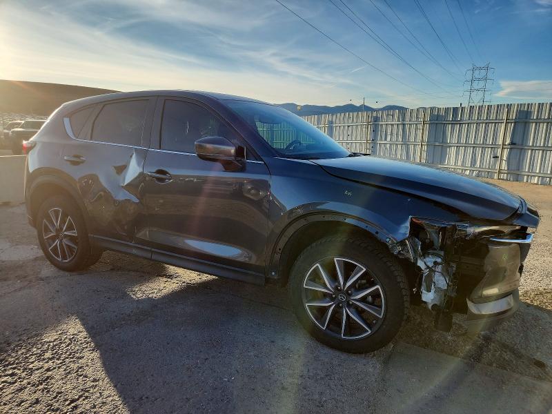 Photo 4 from auction – 2018 MAZDA CX-5 TOURI with VIN JM3KFBCM8J0393496