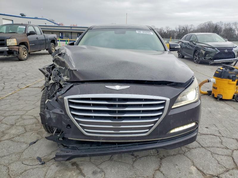 Photo 5 from auction – 2016 HYUNDAI GENESIS 3. with VIN KMHGN4JE4GU107004