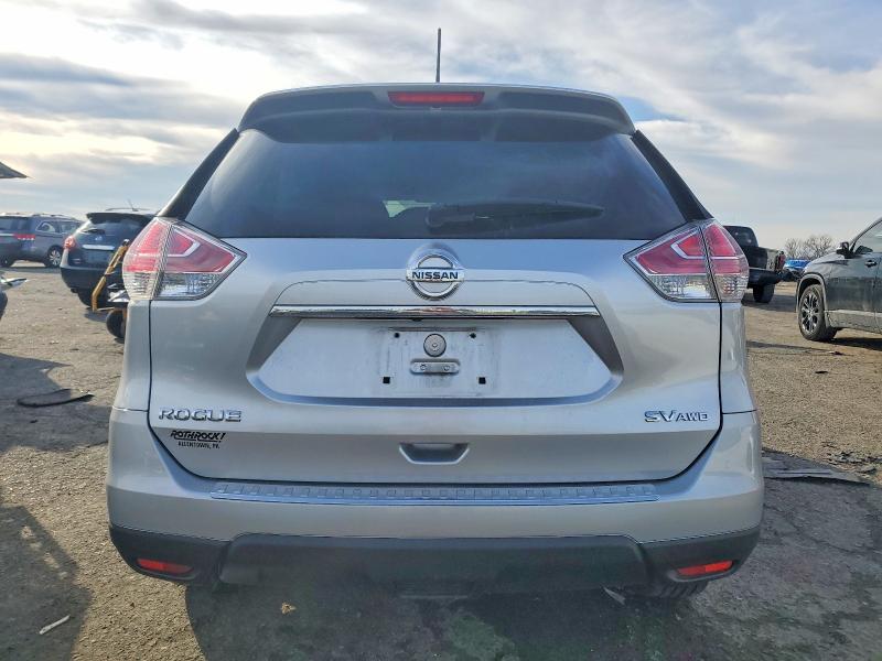 Photo 6 from auction – 2015 NISSAN ROGUE S with VIN KNMAT2MV8FP545358
