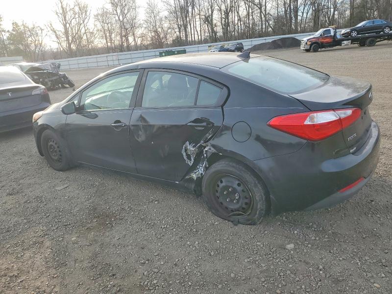 Photo 2 from auction – 2016 KIA FORTE with VIN KNAFX4A63G5526620