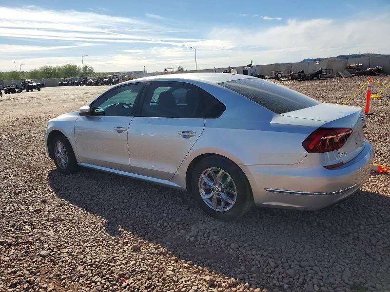 Photo 2 from auction – 2018 VOLKSWAGEN PASSAT with VIN 1VWAA7A35JC026920
