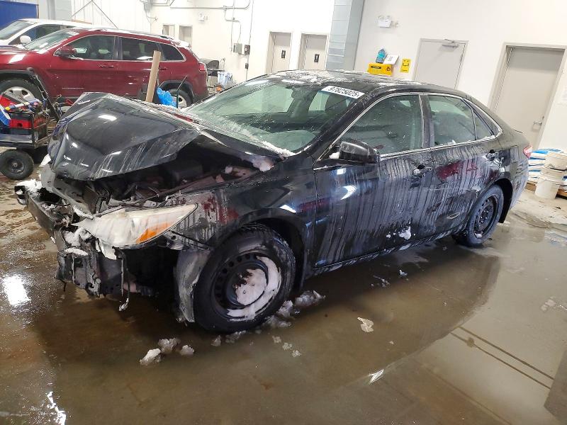 TOYOTA CAMRY 2015 مع رقم تعريف المركبة 4T1BF1FK4FU079028 - صورة من المزاد
