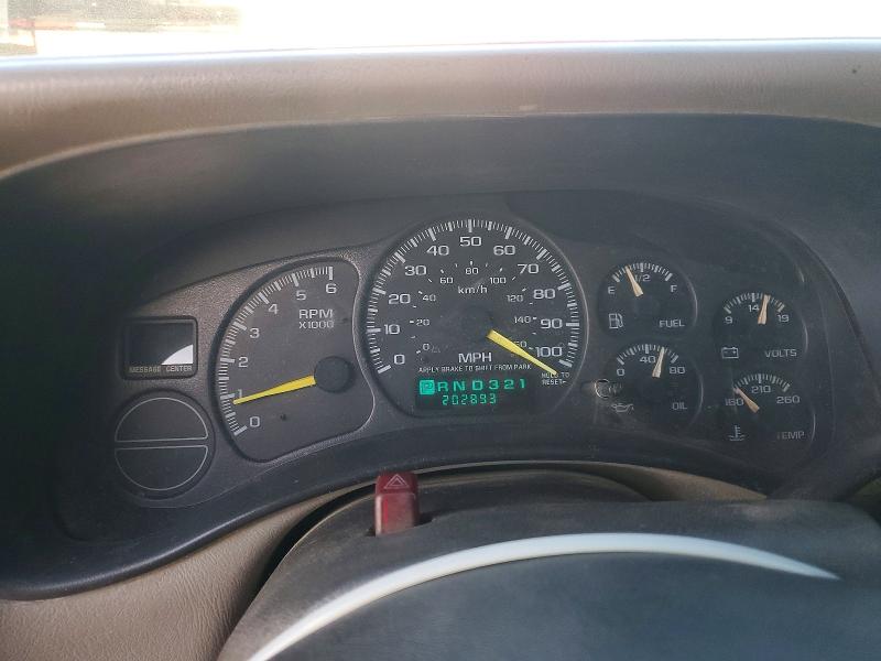 Photo 9 from auction – 2000 GMC NEW SIERRA with VIN 2GTEC19T1Y1272816