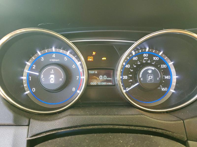 Photo 9 from auction – 2012 HYUNDAI SONATA with VIN 5NPEC4AB7CH357719
