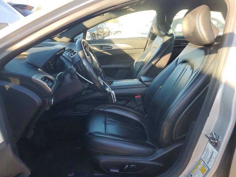 Photo 7 from auction – 2017 LINCOLN MKZ with VIN 3LN6L5B98HR633573