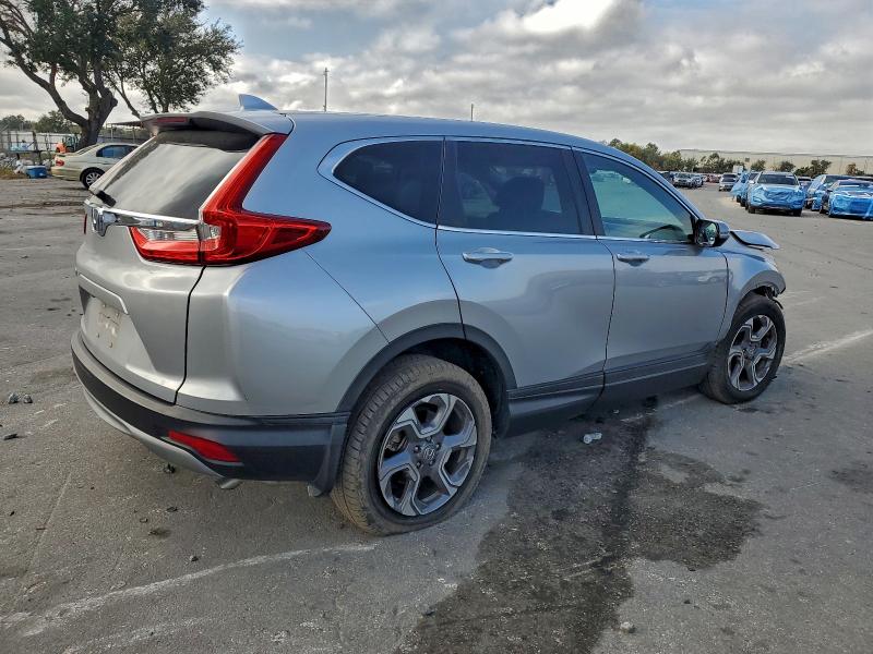 Photo 3 from auction – 2017 HONDA CR-V EX with VIN 7FARW1H51HE034607