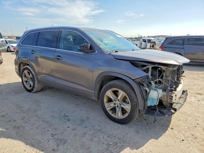 Photo 4 from auction – 2015 TOYOTA HIGHLANDER with VIN 5TDYKRFH1FS064648