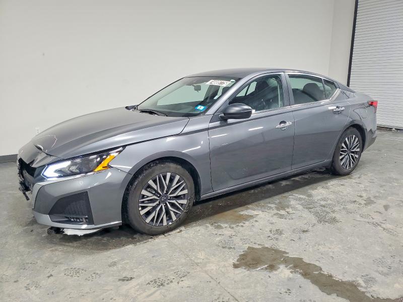 Photo 1 from auction – 2025 NISSAN ALTIMA SV with VIN 1N4BL4DV7SN382147