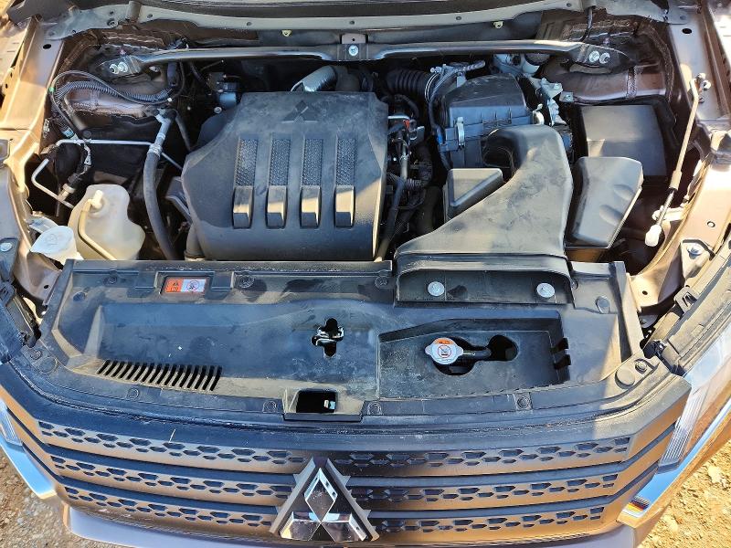 Photo 12 from auction – 2022 MITSUBISHI ECLIPSE CR with VIN JA4ASWAA1NZ066692