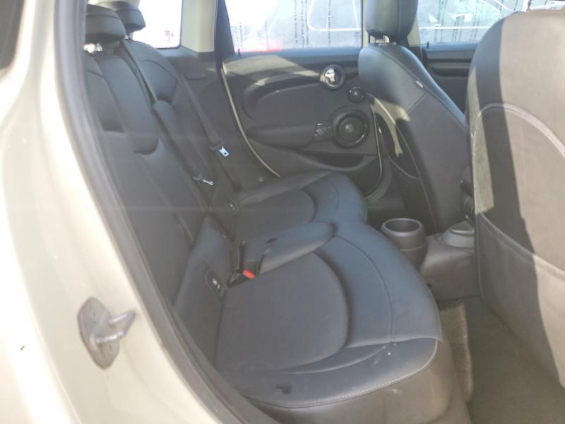 Photo 10 from auction – 2015 MINI COOPER with VIN WMWXS5C58FT829724