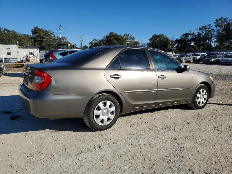 Photo 3 from auction – 2004 TOYOTA CAMRY LE with VIN 4T1BE32K64U820457