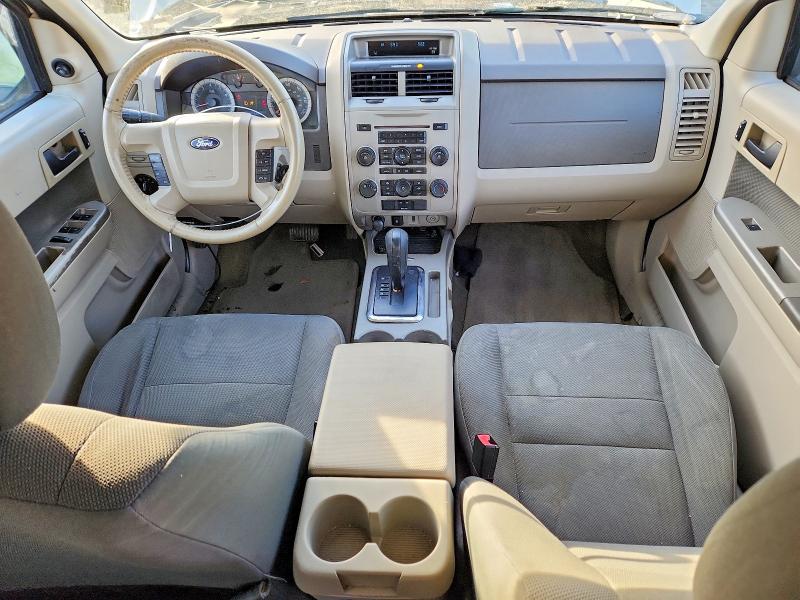 Photo 8 from auction – 2009 FORD ESCAPE with VIN 1FMCU93779KB80315