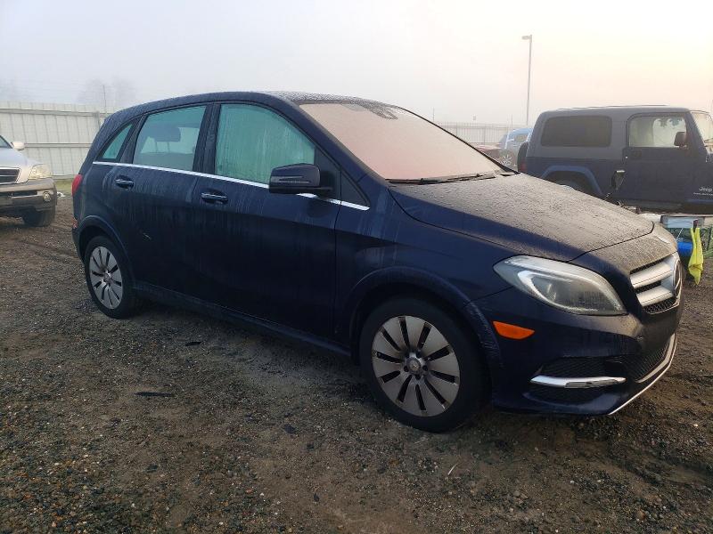 Photo 4 from auction – 2017 MERCEDES-BENZ B with VIN WDDVP9AB0HJ014689