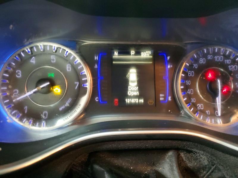 Photo 9 from auction – 2016 CHRYSLER 200 with VIN 1C3CCCFB8GN194390