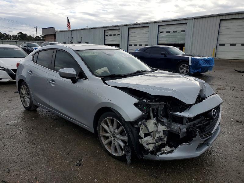 Photo 4 from auction – 2017 MAZDA 3 TOURING with VIN 3MZBN1V7XHM130427