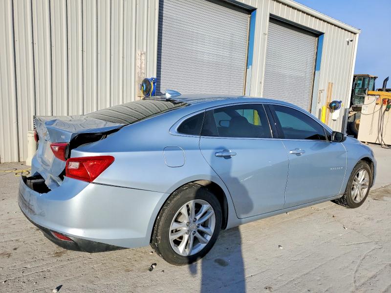 Photo 3 from auction – 2017 CHEVROLET MALIBU LT with VIN 1G1ZE5ST0HF118614