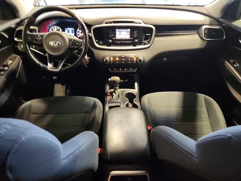 Photo 8 from auction – 2016 KIA SORENTO LX with VIN 5XYPGDA30GG048094