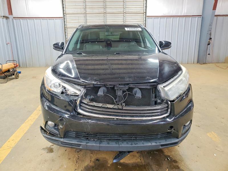 Photo 5 from auction – 2016 TOYOTA HIGHLANDER with VIN 5TDKKRFH4GS154691