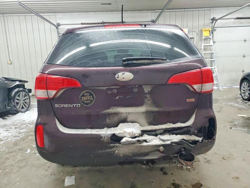 Photo 6 from auction – 2014 KIA SORENTO LX with VIN 5XYKT3A67EG430016